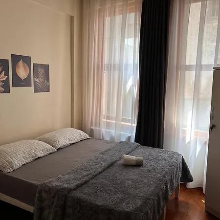Avci Hostal *